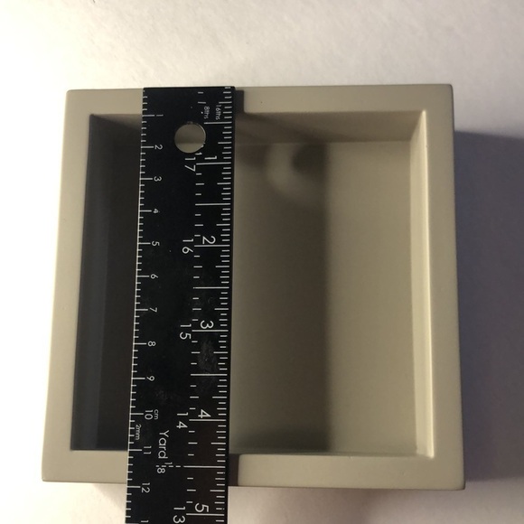 𝅺brookstone Desktop tray Slate Lisbon collection tinted concrete - Picture 3 of 5